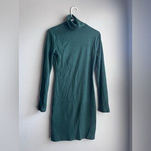 SO Green Turtleneck Dress